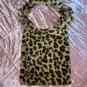 Leapard faux fur tote